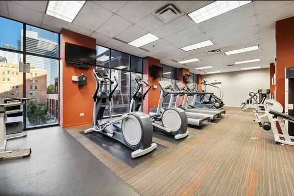 $2,800 | 330 North Jefferson Street, Unit 807, Chicago, IL 60661
