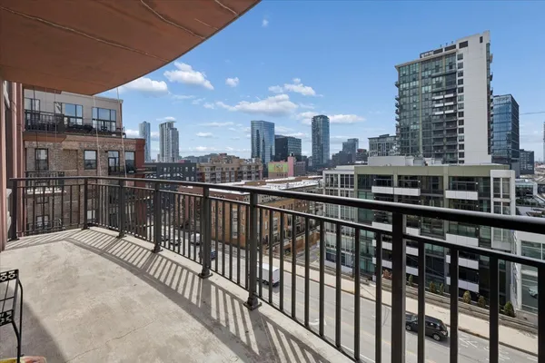 $2,800 | 330 North Jefferson Street, Unit 807, Chicago, IL 60661