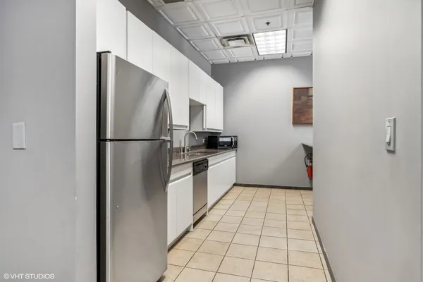 $2,800 | 330 North Jefferson Street, Unit 807, Chicago, IL 60661