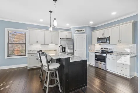 $2,690,000 | 329 Happy Hollow Road, Goodlettsville, TN 37072