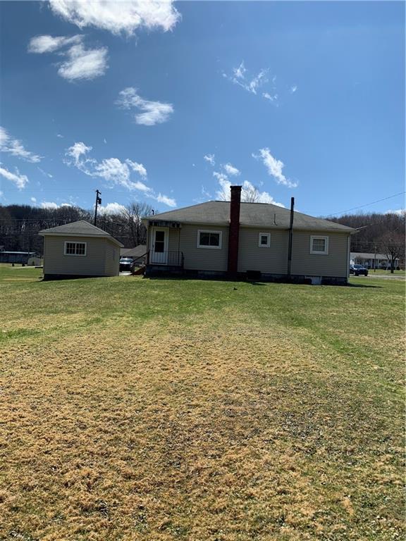 861 Franklin Road Slippery Rock, PA 16057 - Photo 8 of 9 a view of a ocean view