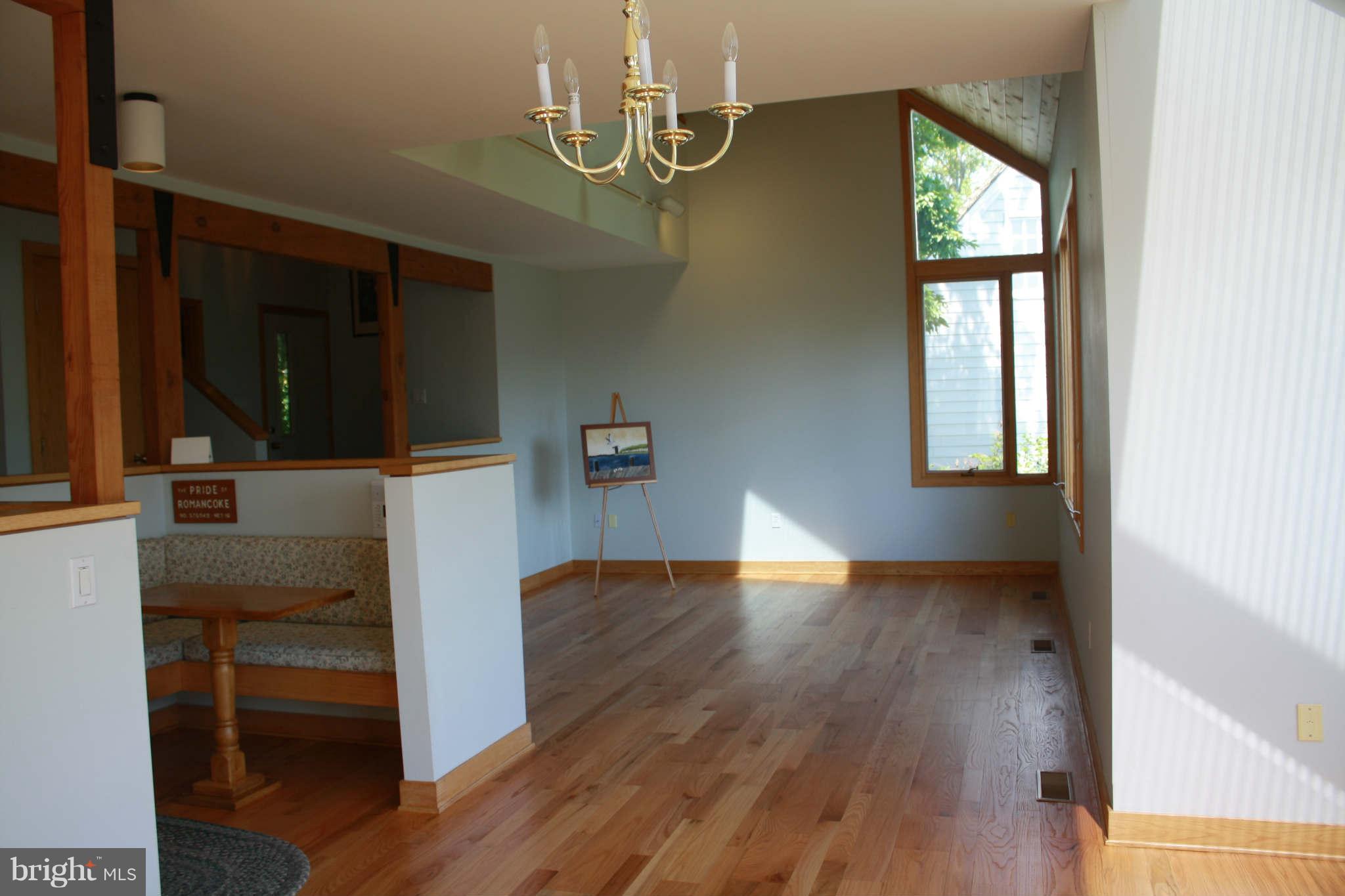1605 Riverside Drive Annapolis, MD 21409 - Photo 12 of 28 dining/living rms