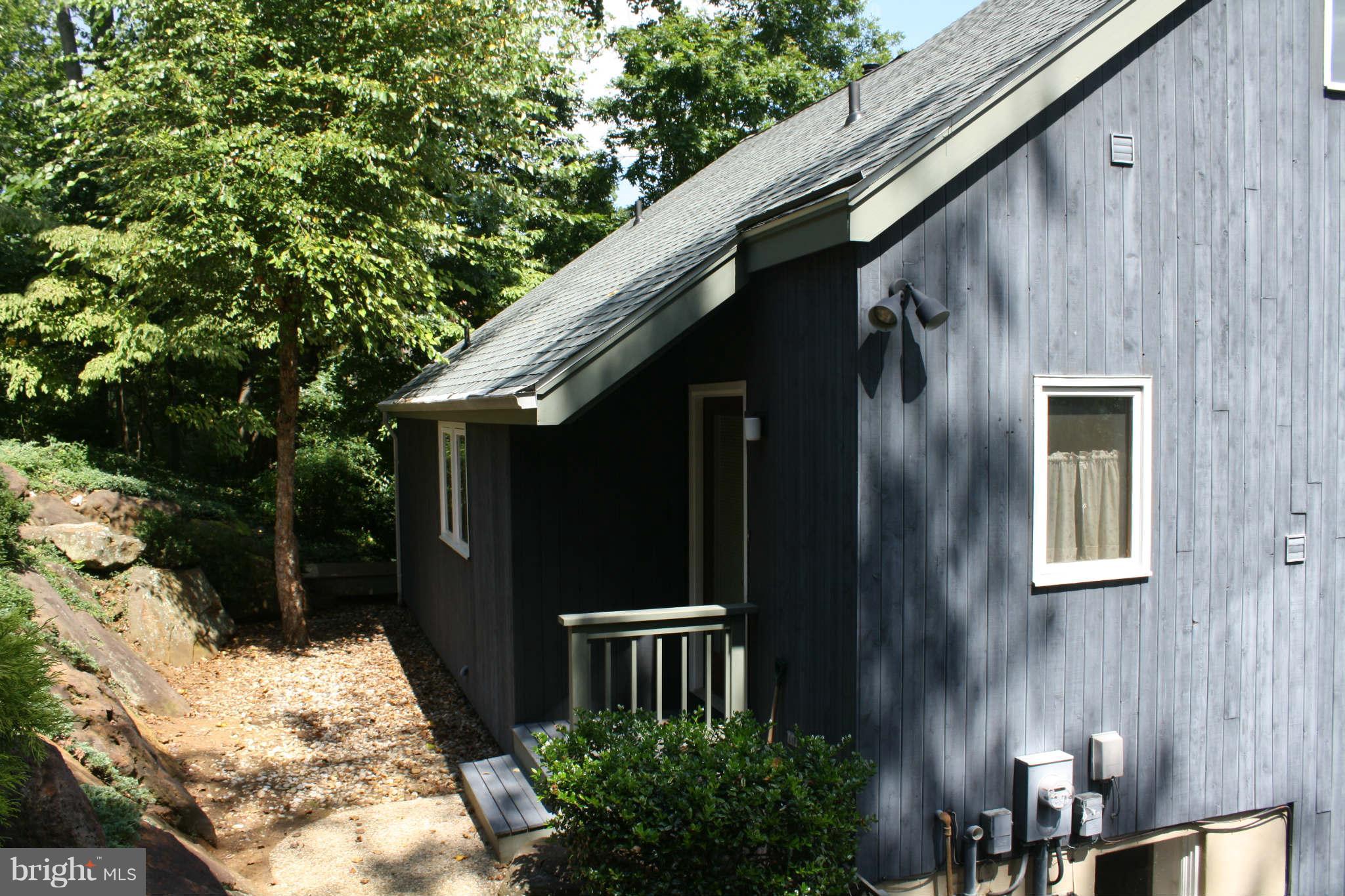 1605 Riverside Drive Annapolis, MD 21409 - Photo 8 of 28 Exterior (General)