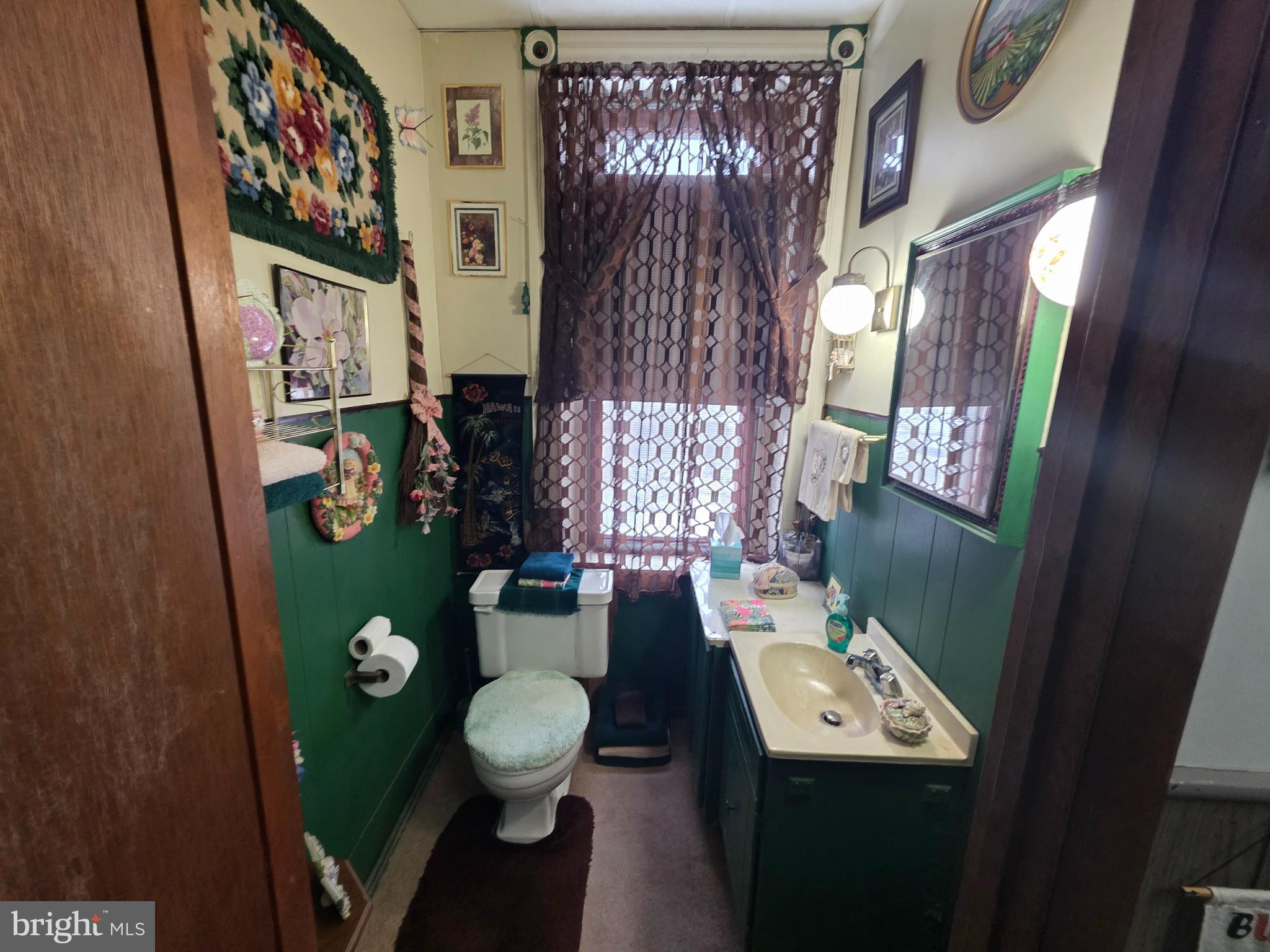 178 West Main Street Windsor, PA 17366 - Photo 18 of 46 a living room with furniture and a window