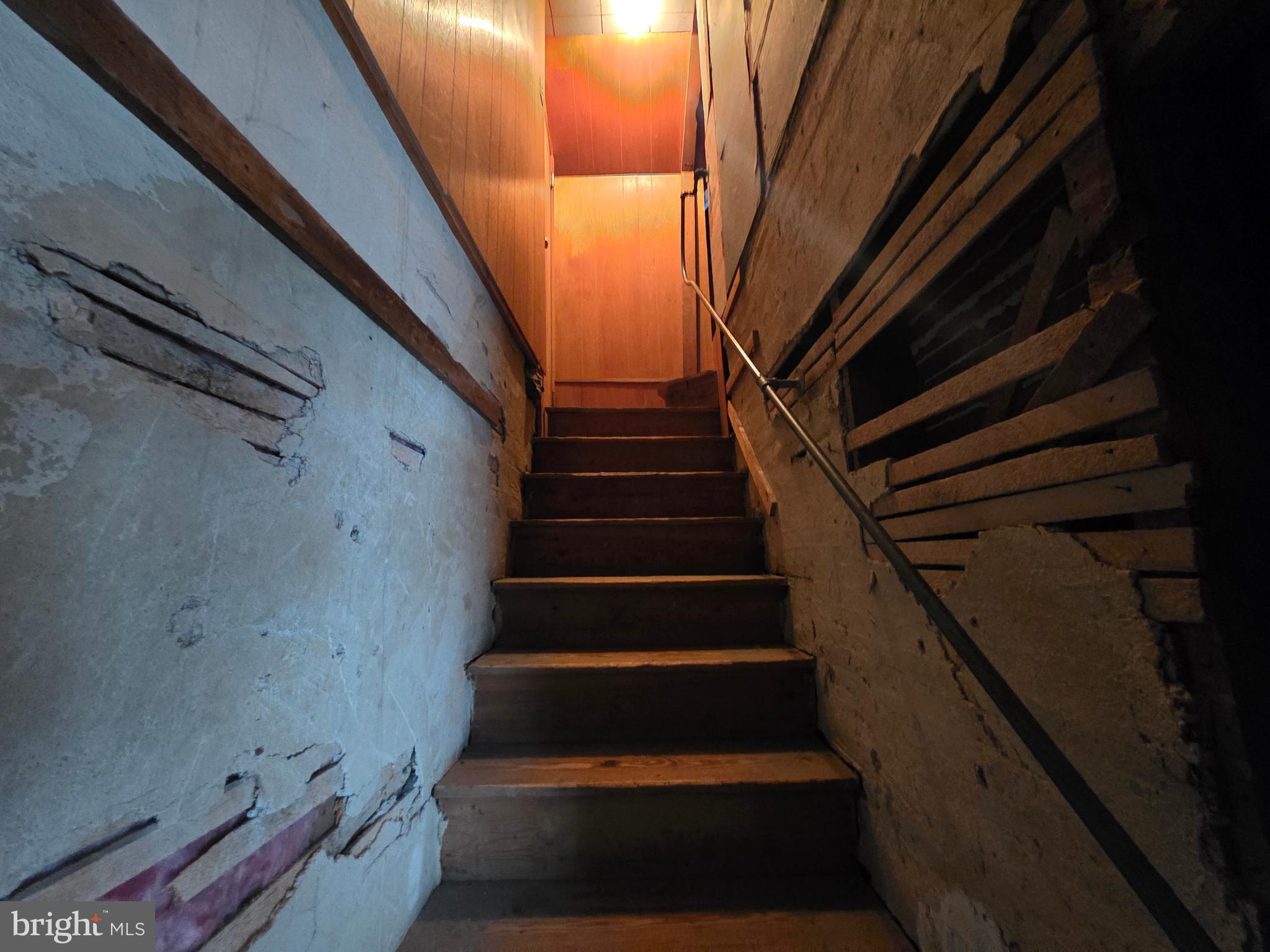 178 West Main Street Windsor, PA 17366 - Photo 41 of 46 a view of entryway