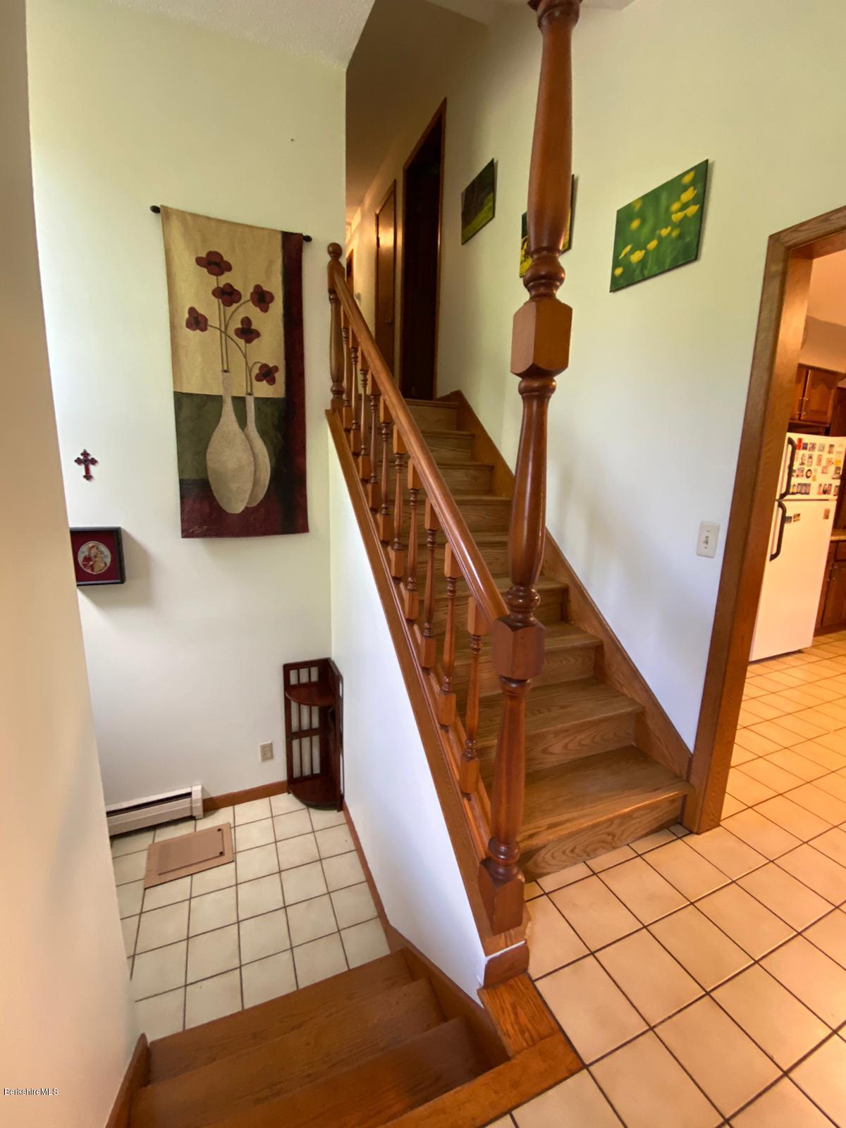 284 Dalton Division Road Pittsfield, MA 01201 - Photo 17 of 39 Stairway