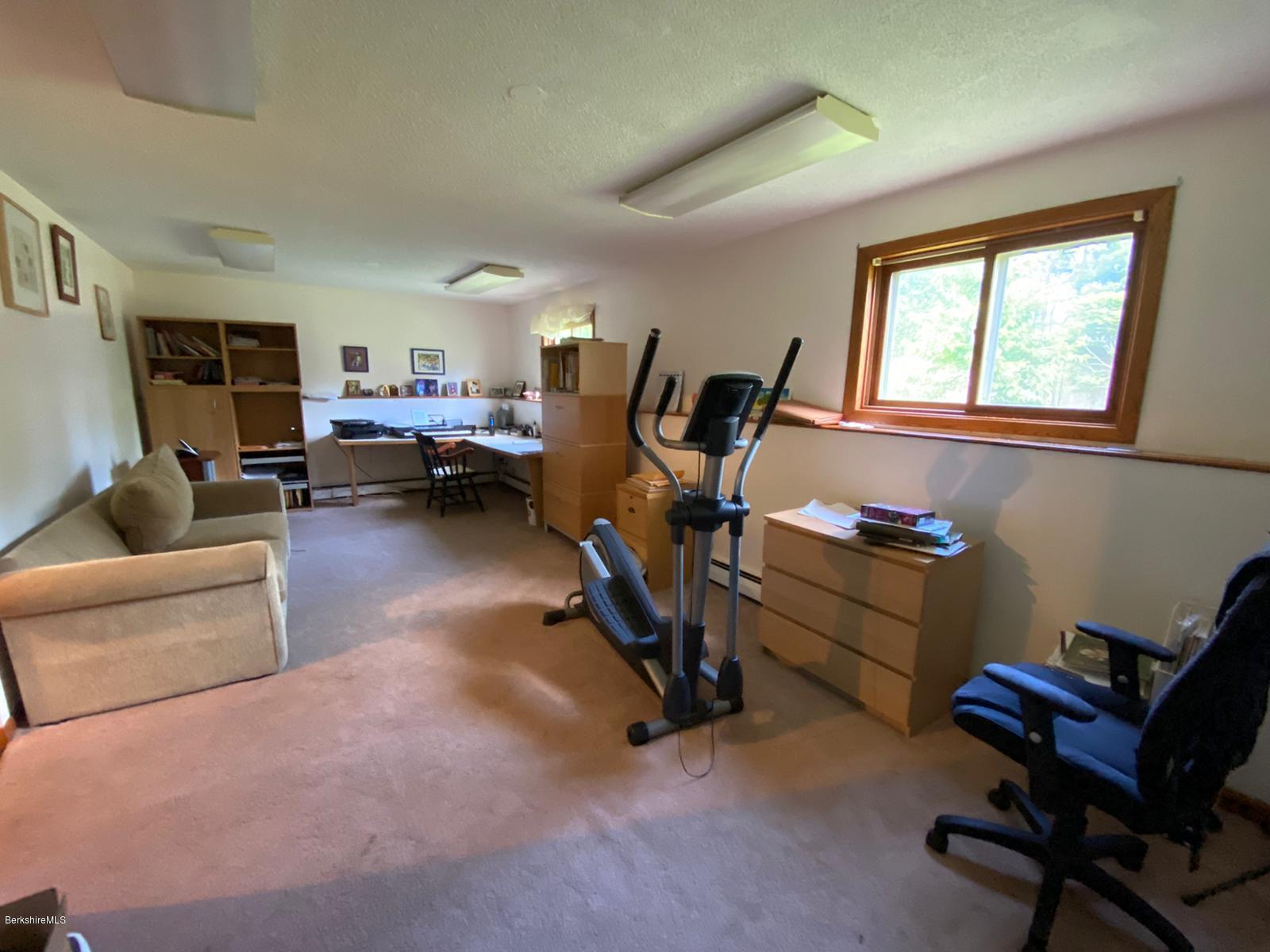 284 Dalton Division Road Pittsfield, MA 01201 - Photo 24 of 39 Office