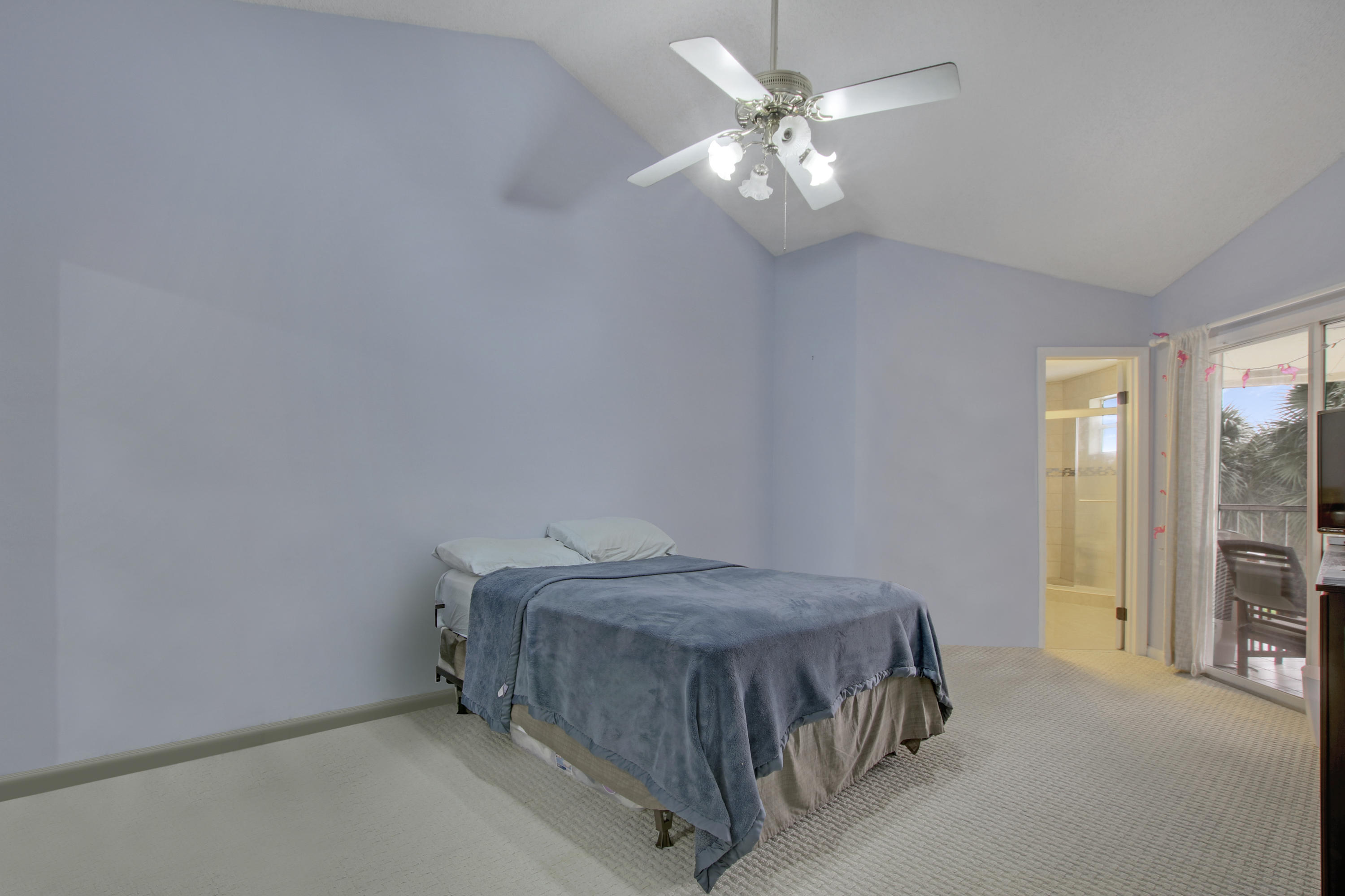 6511 Via Regina Boca Raton, FL 33433 - Photo 11 of 15 MASTER BEDROOM