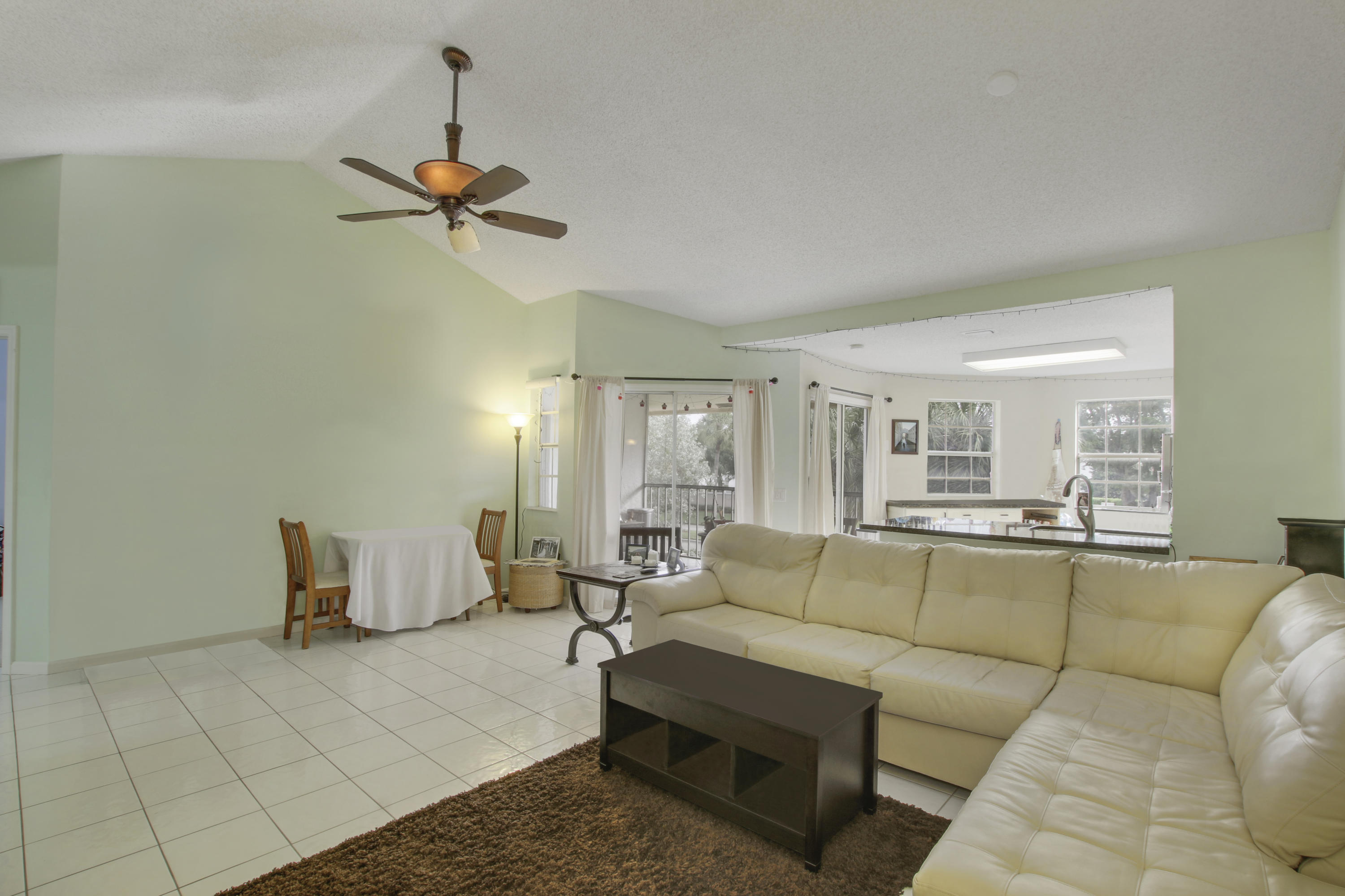 6511 Via Regina Boca Raton, FL 33433 - Photo 8 of 15 MAIN LIVINGA AREA