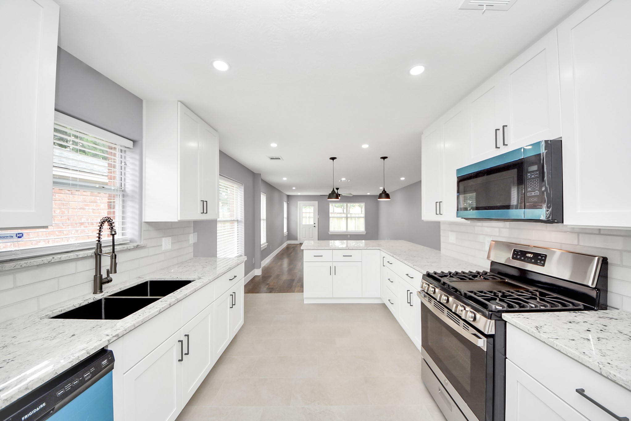 24027 Pinecreek Point Spring, TX 77373 - Photo 11 of 41 Brand New Kitchen Cabinets and Appliances