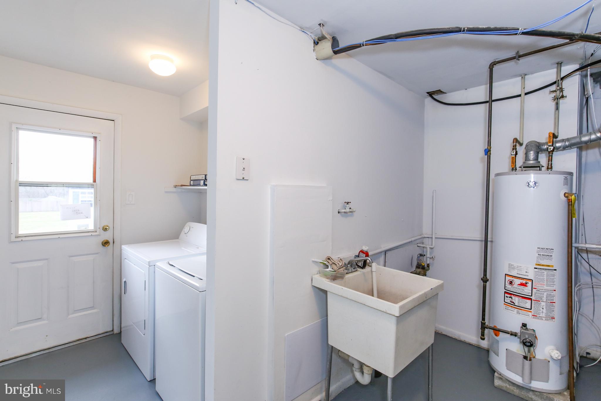 118 Dandelion Drive Hockessin, DE 19707 - Photo 20 of 24 Lower Level Laundry