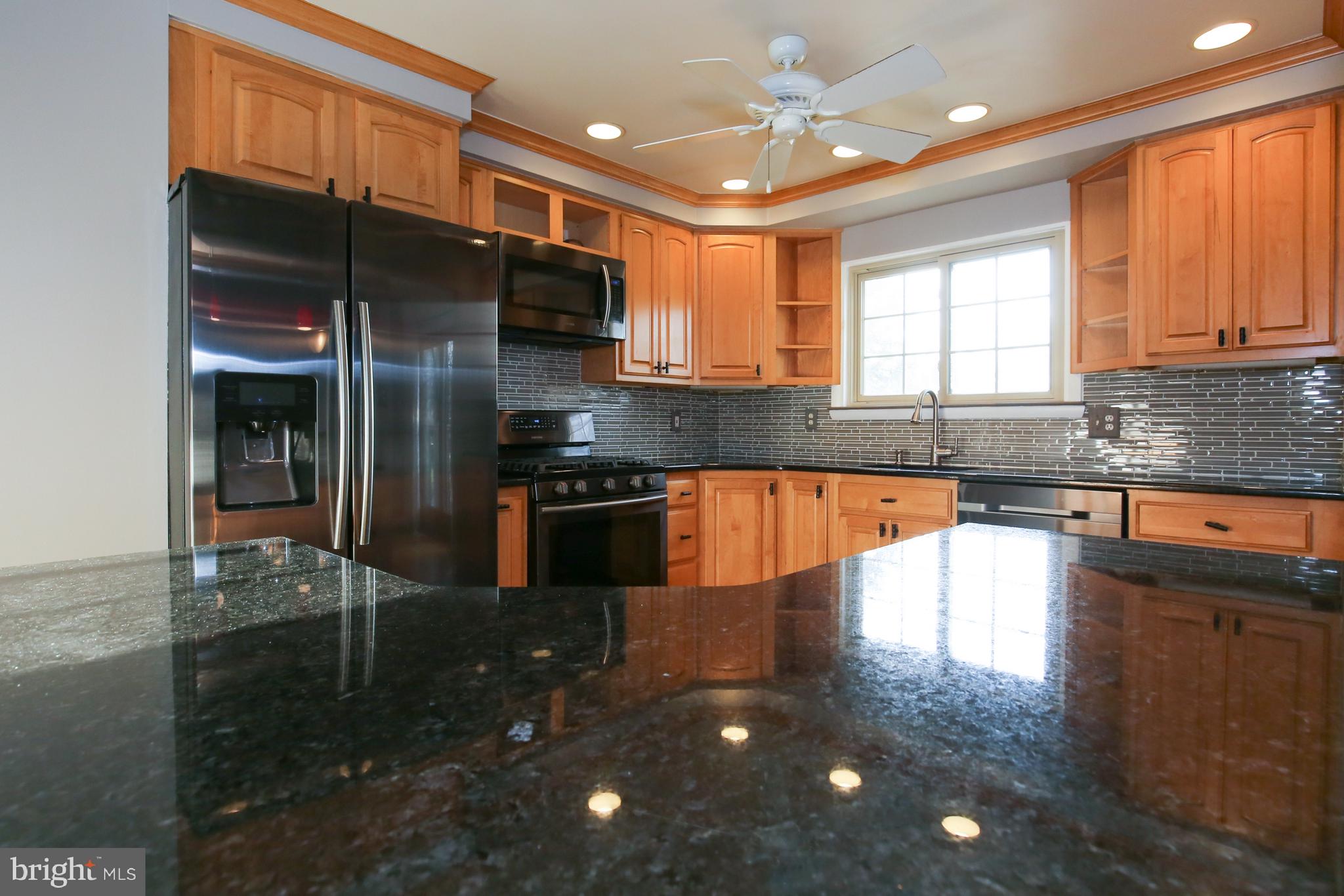 118 Dandelion Drive Hockessin, DE 19707 - Photo 7 of 24