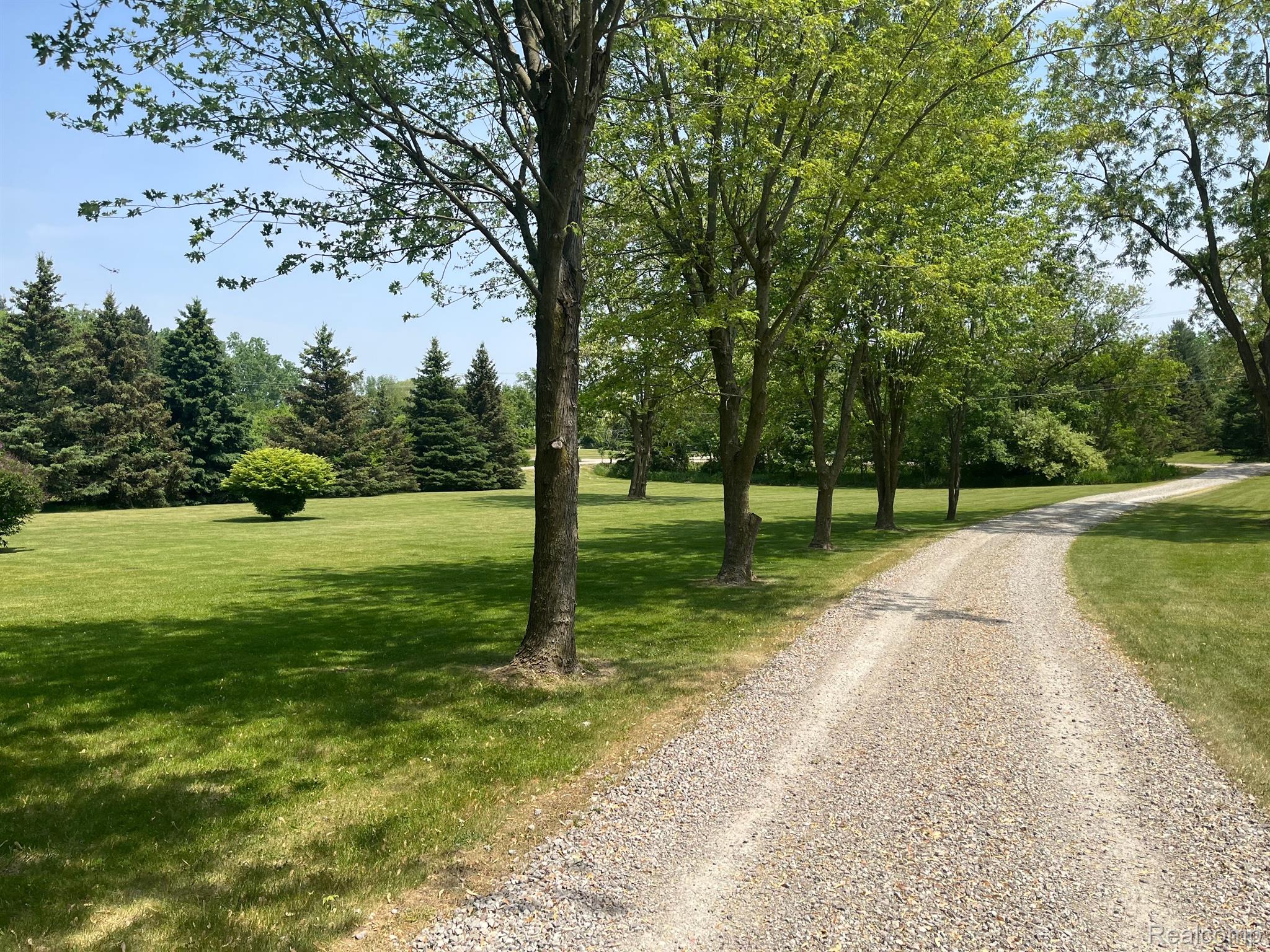 4714 Bishop Road Dryden, MI 48428 - Photo 11 of 40 Gallery Image 11