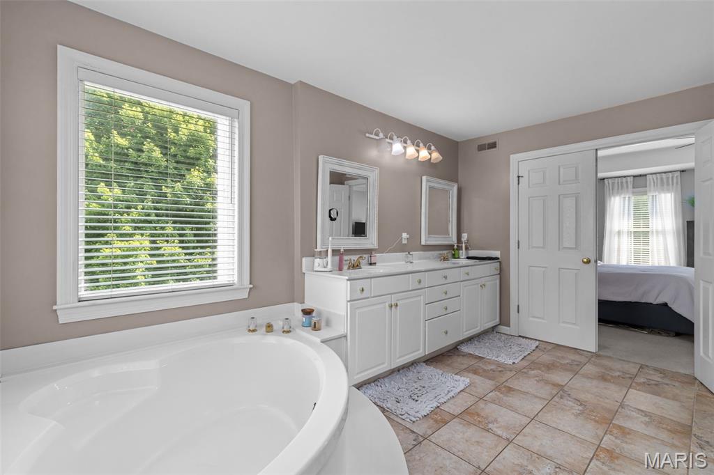 17212 Bluffview Ridge Place Chesterfield, MO 63005 - Photo 41 of 81