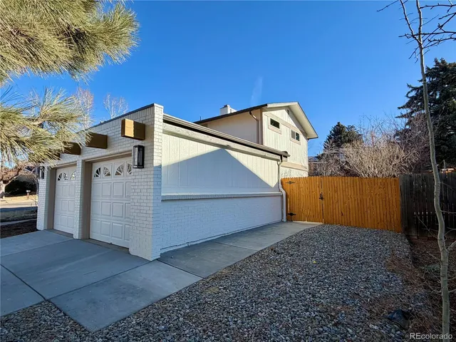 $1,150,000 | 6622 South Olive Court, Centennial, CO 80111