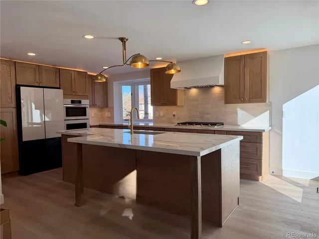 a view of walk in closet