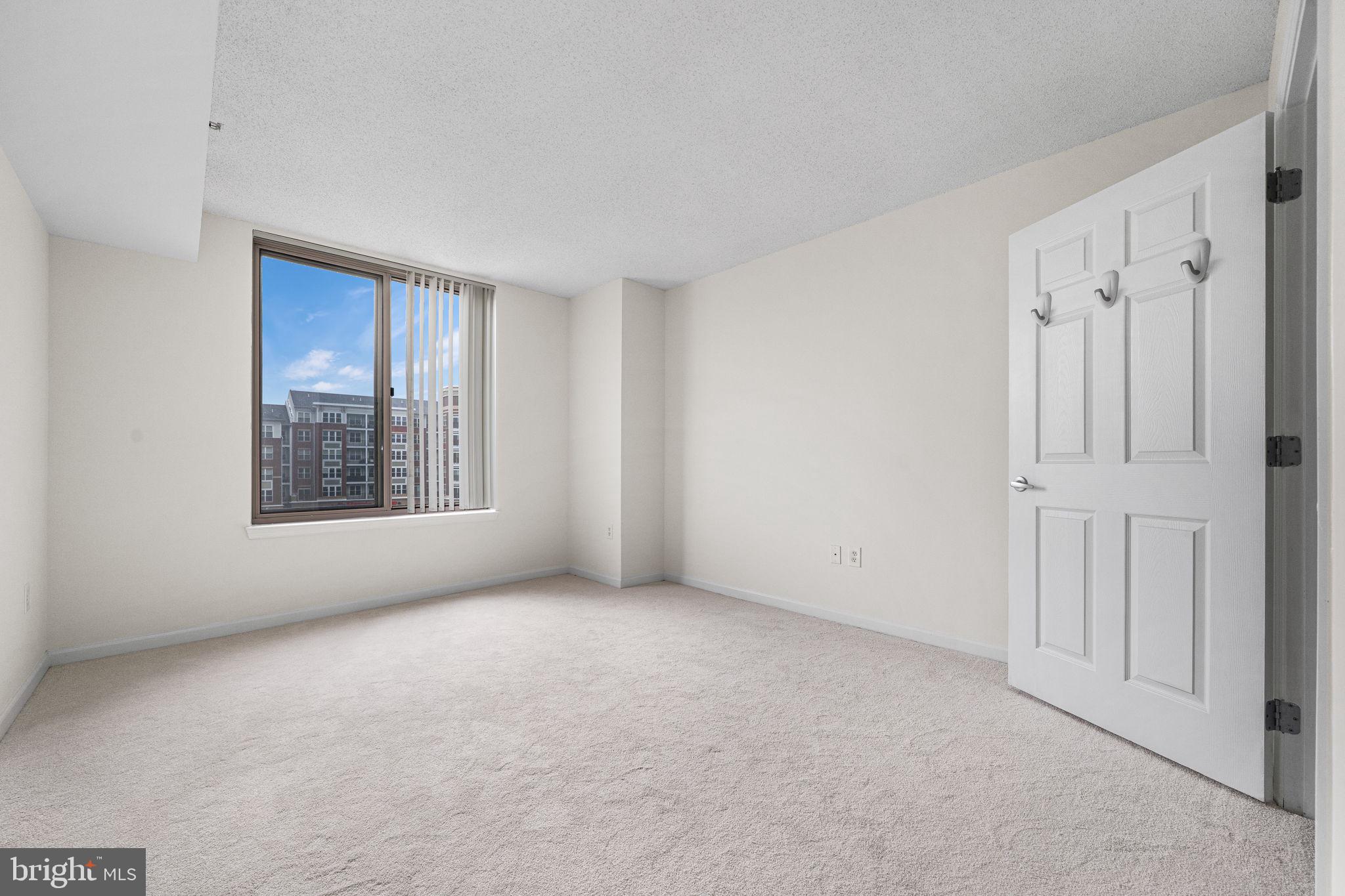 2726 Gallows Road, Unit 619 Vienna, VA 22180 - Photo 11 of 26