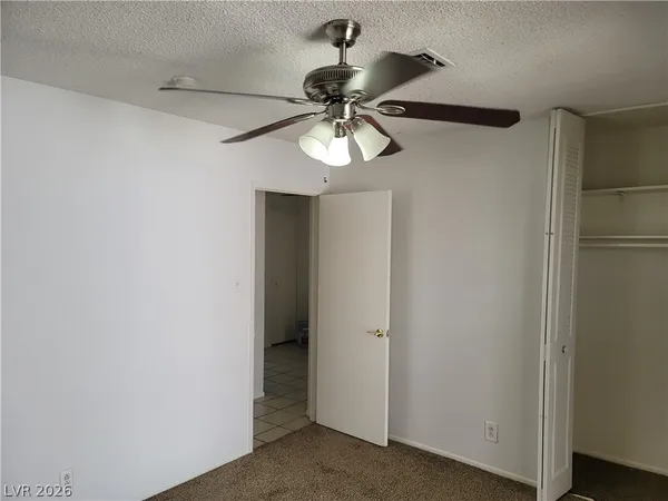 $1,250 | 629 East Pecos Way, Las Vegas, NV 89121