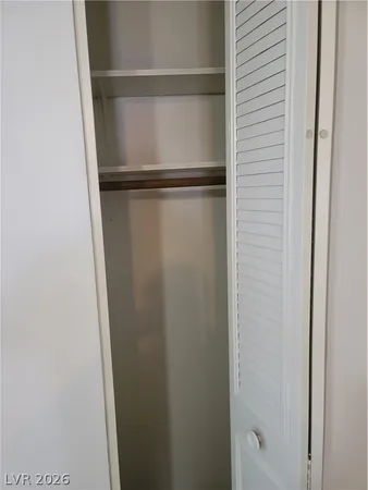 $1,250 | 629 East Pecos Way, Las Vegas, NV 89121