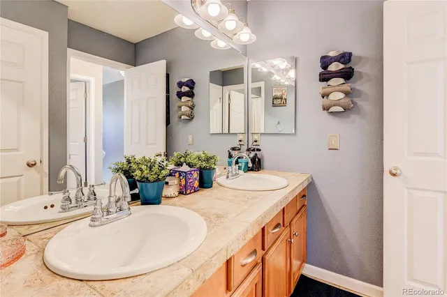 $575,000 | 7400 East 8th Avenue, Unit 11, Denver, CO 80230