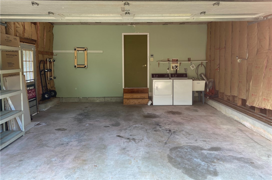 12 Sycamore Drive Westerly, RI 02891 - Photo 26 of 37