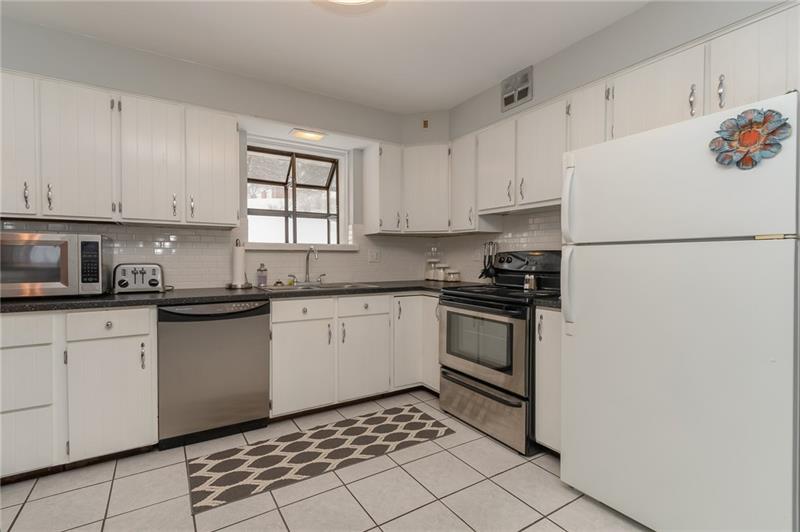 3117 Kane Road Aliquippa, PA 15001 - Photo 6 of 17 Gallery Image 6