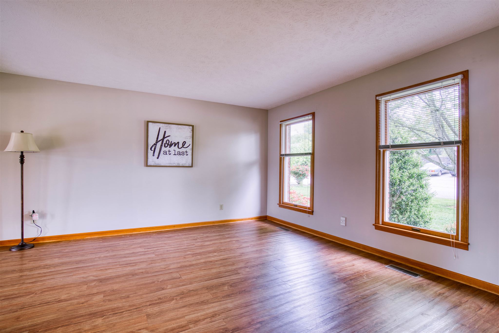 4067 Ridgetop Court Newburgh, IN 47630 - Photo 6 of 35 Gallery Image 6