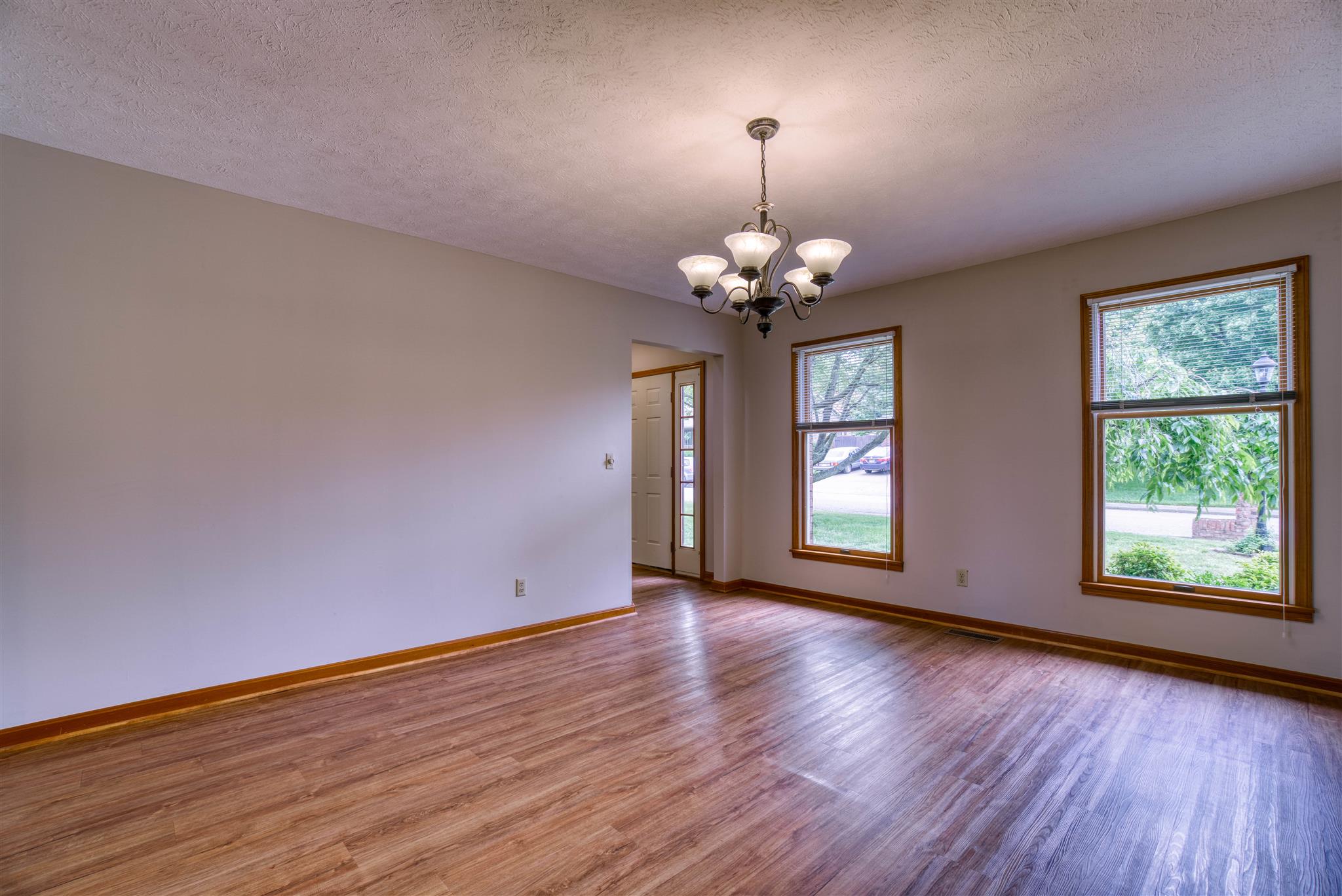 4067 Ridgetop Court Newburgh, IN 47630 - Photo 9 of 35 Gallery Image 9