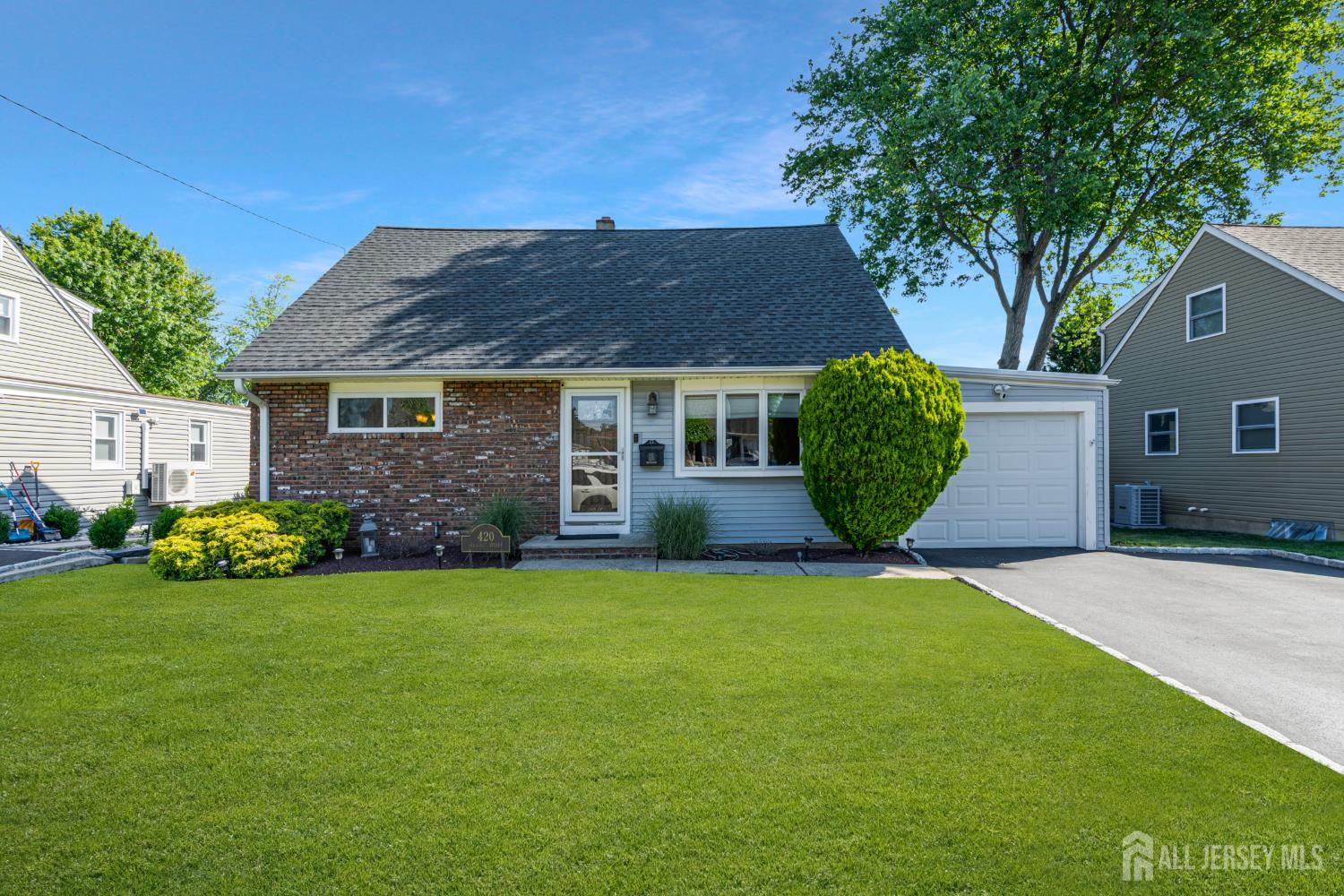 420 Decatur Avenue Middlesex, NJ 08846 - Photo 3 of 26