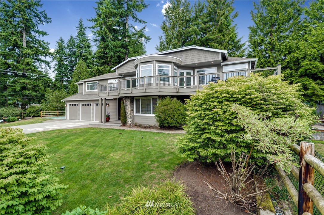 8900 196th Street Southwest Edmonds, WA 98026 - Photo 22 of 25 Gallery Image 22