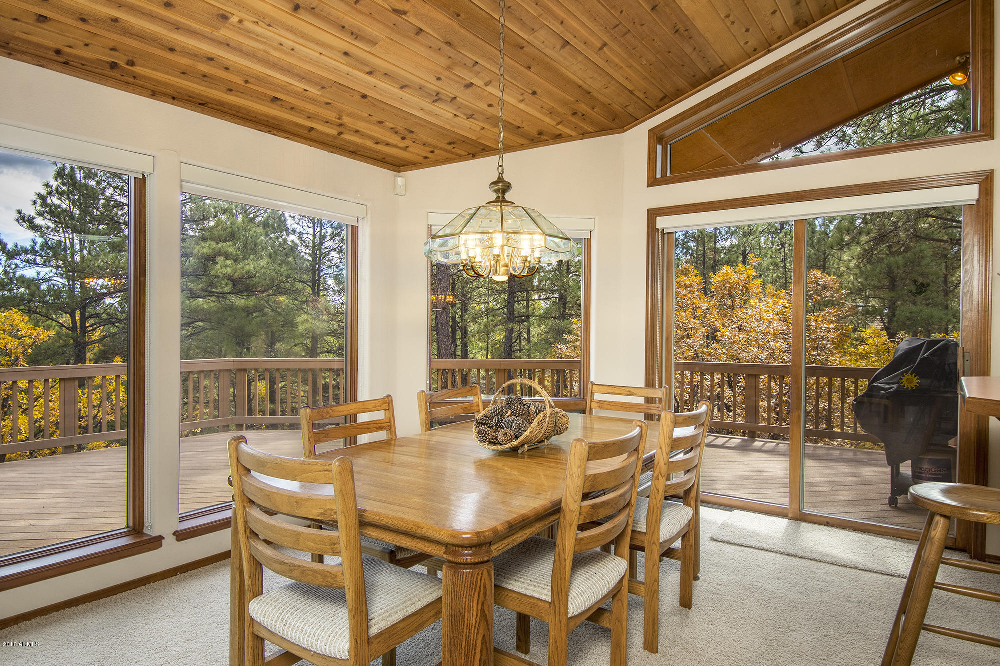 3717 Griffiths Spring Flagstaff, AZ 86005 - Photo 14 of 30 14_Dining Area