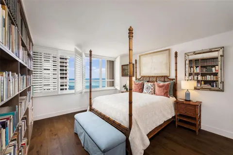 $2,900,000 | 2 Grove Isle Drive, Unit B1109, Coconut Grove, FL 33133