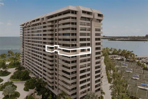 $2,900,000 | 2 Grove Isle Drive, Unit B1109, Coconut Grove, FL 33133