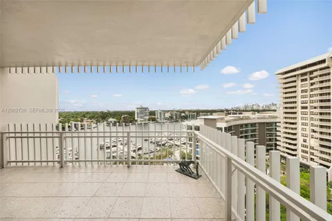 $2,900,000 | 2 Grove Isle Drive, Unit B1109, Coconut Grove, FL 33133