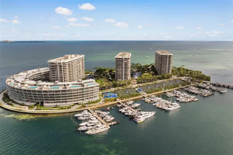 $2,900,000 | 2 Grove Isle Drive, Unit B1109, Coconut Grove, FL 33133