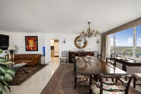 $2,900,000 | 2 Grove Isle Drive, Unit B1109, Coconut Grove, FL 33133