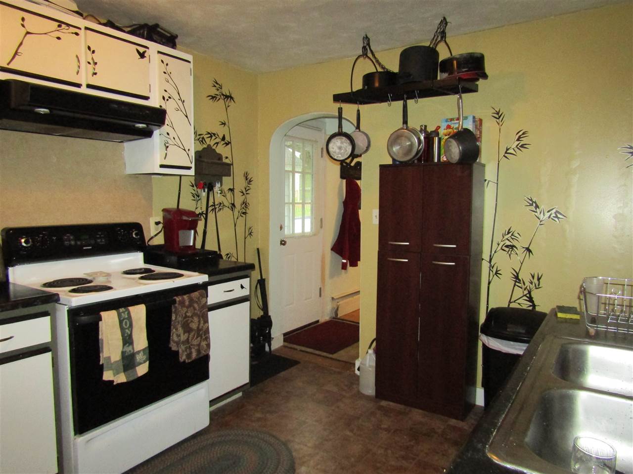 65 Litchfield Street Springfield, VT 05156 - Photo 7 of 24
