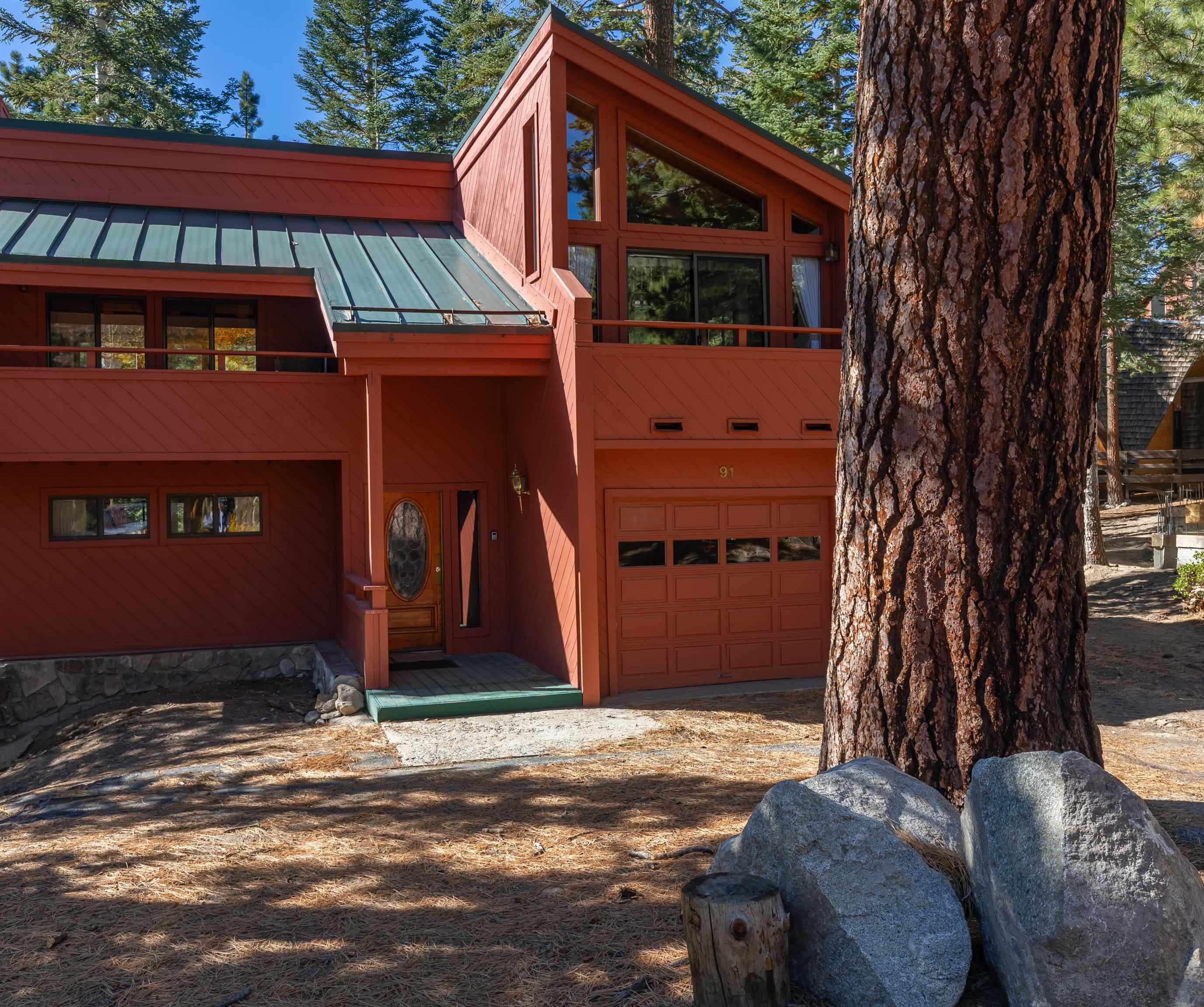 91 St Moritz Road Mammoth Lakes, CA 93546 - Photo 32 of 34 a front view of a house