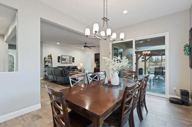 $779,000 | 3127 Joshua Avenue, Clovis, CA 93611