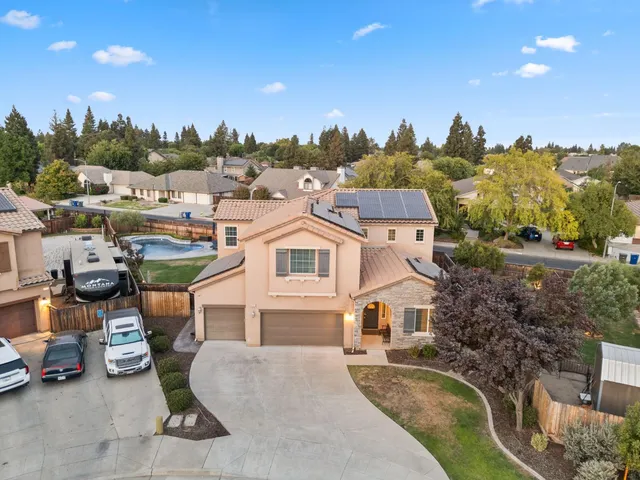 $779,000 | 3127 Joshua Avenue, Clovis, CA 93611