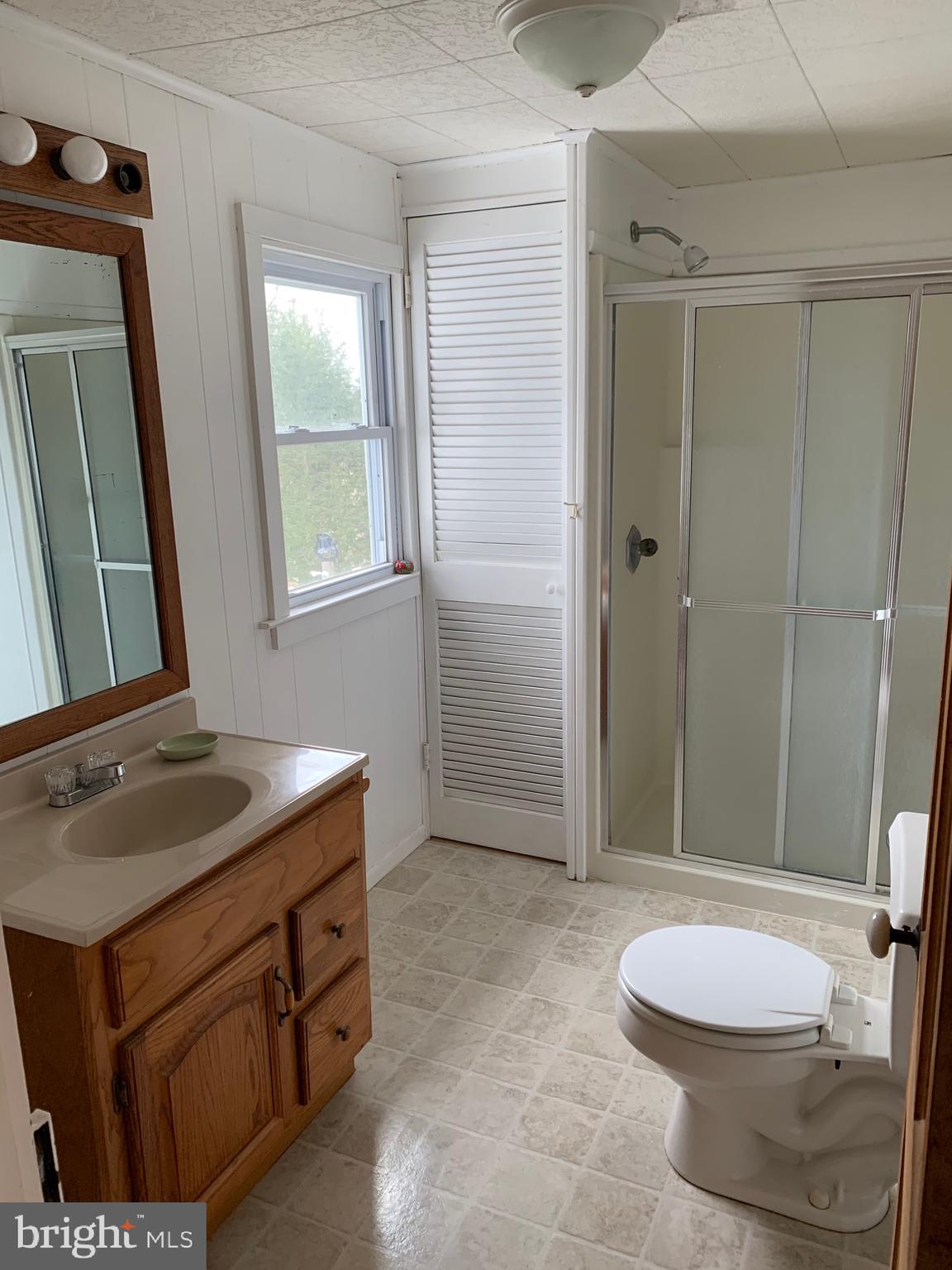 13457 Holly Road Greensboro, MD 21639 - Photo 11 of 22 Upstairs Bath