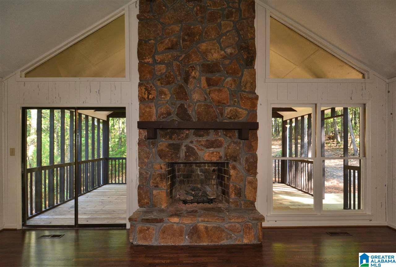 371 Miller Circle Pelham, AL 35124 - Photo 9 of 44