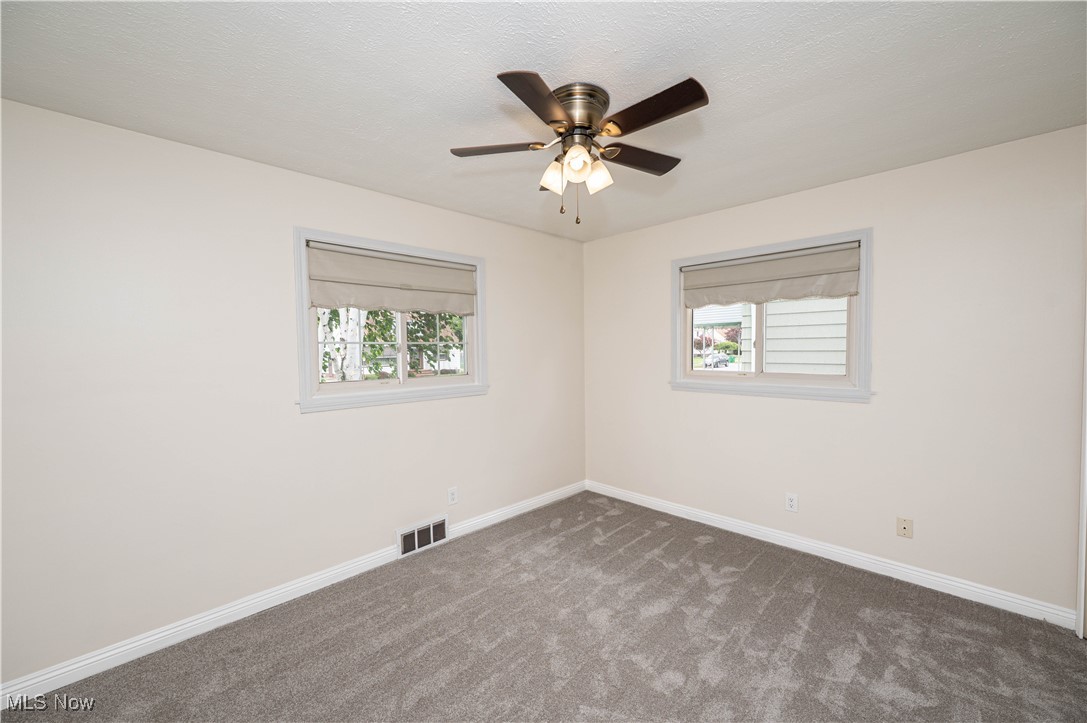 30216 Barjode Road Willowick, OH 44095 - Photo 9 of 35 Gallery Image 9