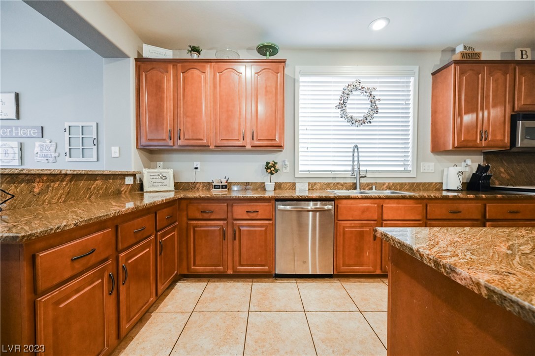 8700 Canyon Ranch Street Las Vegas, NV 89131 - Photo 22 of 66