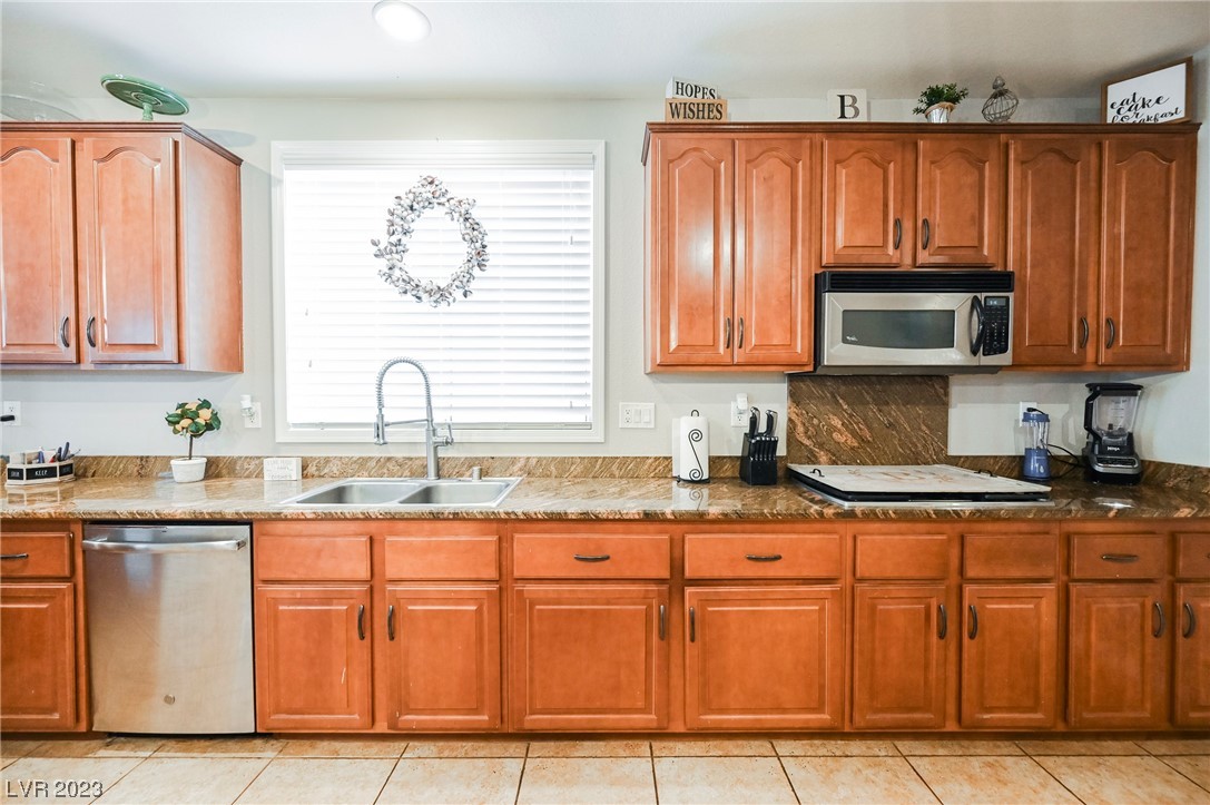 8700 Canyon Ranch Street Las Vegas, NV 89131 - Photo 30 of 66