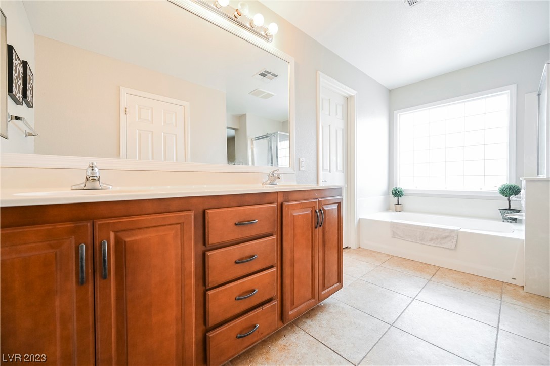 8700 Canyon Ranch Street Las Vegas, NV 89131 - Photo 46 of 66