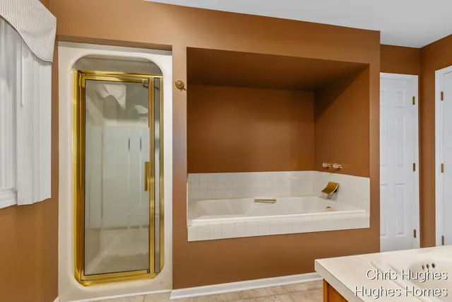 $299,000 | 2845 Valley Spring Drive, Caledonia, MI 49316