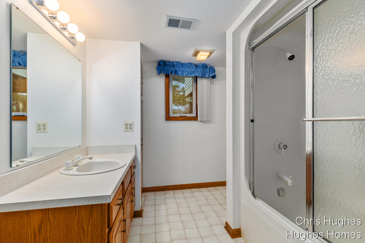 2845 Valley Spring Drive Caledonia, MI 49316 - Photo 17 of 21 2845-Valley_017