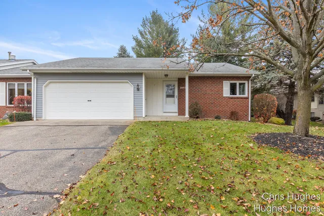 $299,000 | 2845 Valley Spring Drive, Caledonia, MI 49316