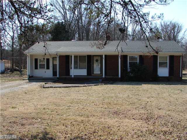 492 Junction Road Mocksville, NC 27028 - Photo 1 of 2 Exterior Front.